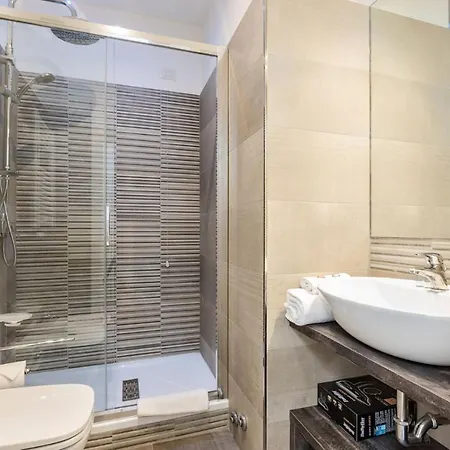 Le Stanze Di Rinaldo 3*